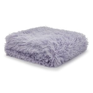 Cuddly Shaggy Manta Lilac Catherine Lansfield